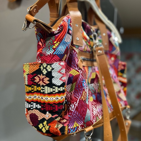 Nena & Co one of a kind convertible day bag Guatemala Huipil - Picture 7 of 12